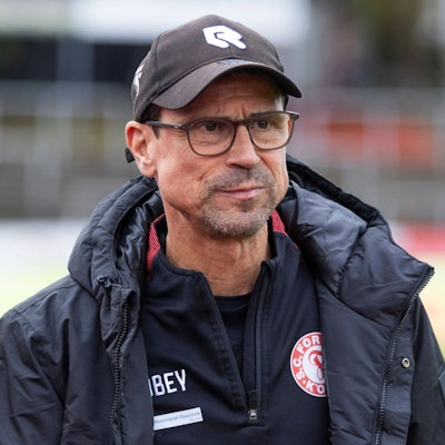 RECORD DATE NOT STATED Regionalliga West Fortuna Köln - Rot-Weiß Oberhausen, 12.10.2024 Matthias Mink Fortuna Köln, Cheftrainer. Regionalliga West, Fortuna Köln - Rot-Weiß Oberhausen, 11. Spieltag, am 12.10.2024, Südstadion, Köln *** Regionalliga West Fortuna Köln Rot Weiß Oberhausen, 12 10 2024 Matthias Mink Fortuna Köln, Head Coach Regionalliga West, Fortuna Köln Rot Weiß Oberhausen, 11 Matchday, on 12 10 2024, Südstadion, Cologne Copyright: xBEAUTIFULxSPORTS/Meuselx