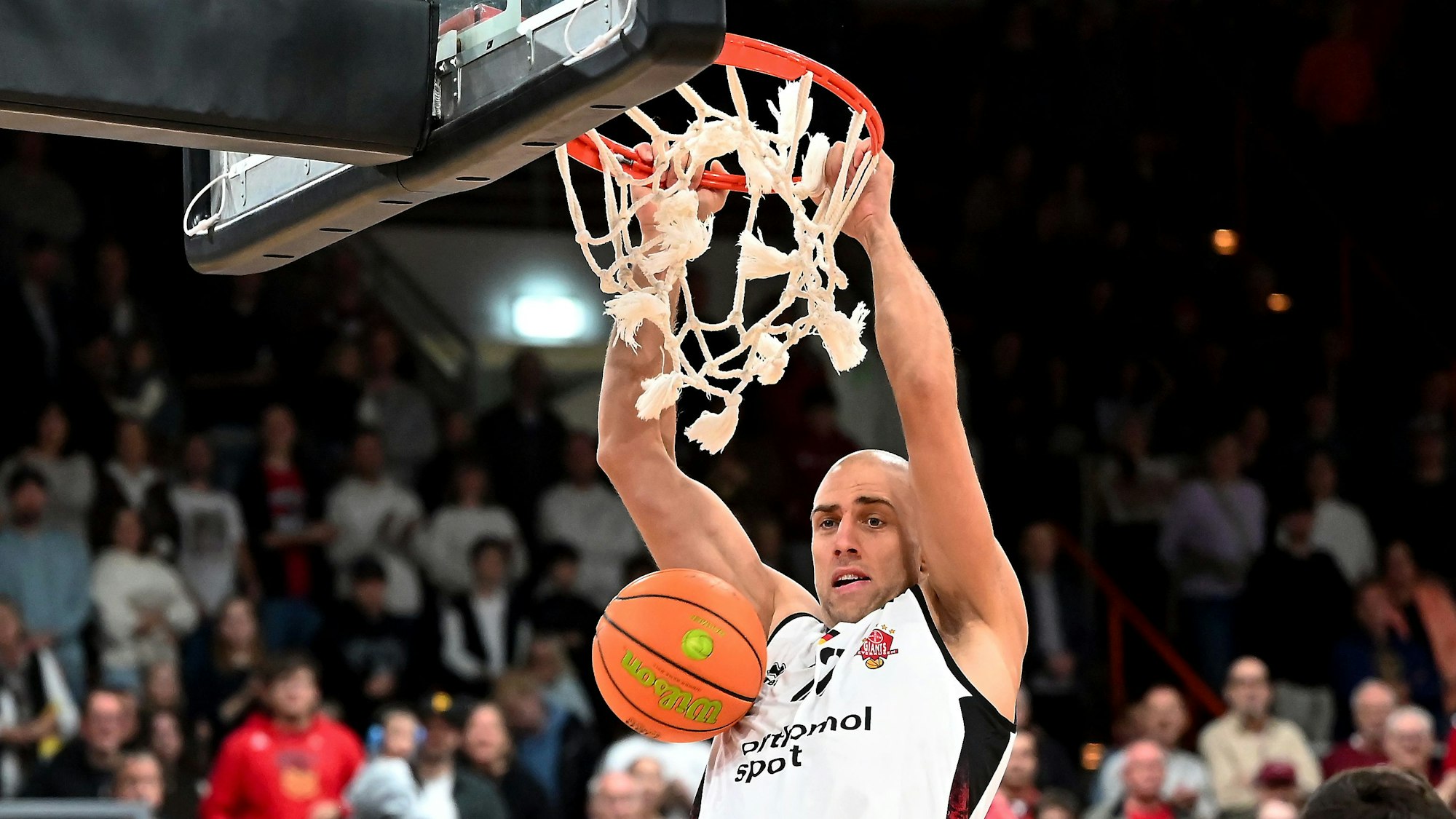 03.10.2025, Basketball-Bayer Giants-Bochum
Dennis Heinzmann (Bayer)
Foto: Uli Herhaus