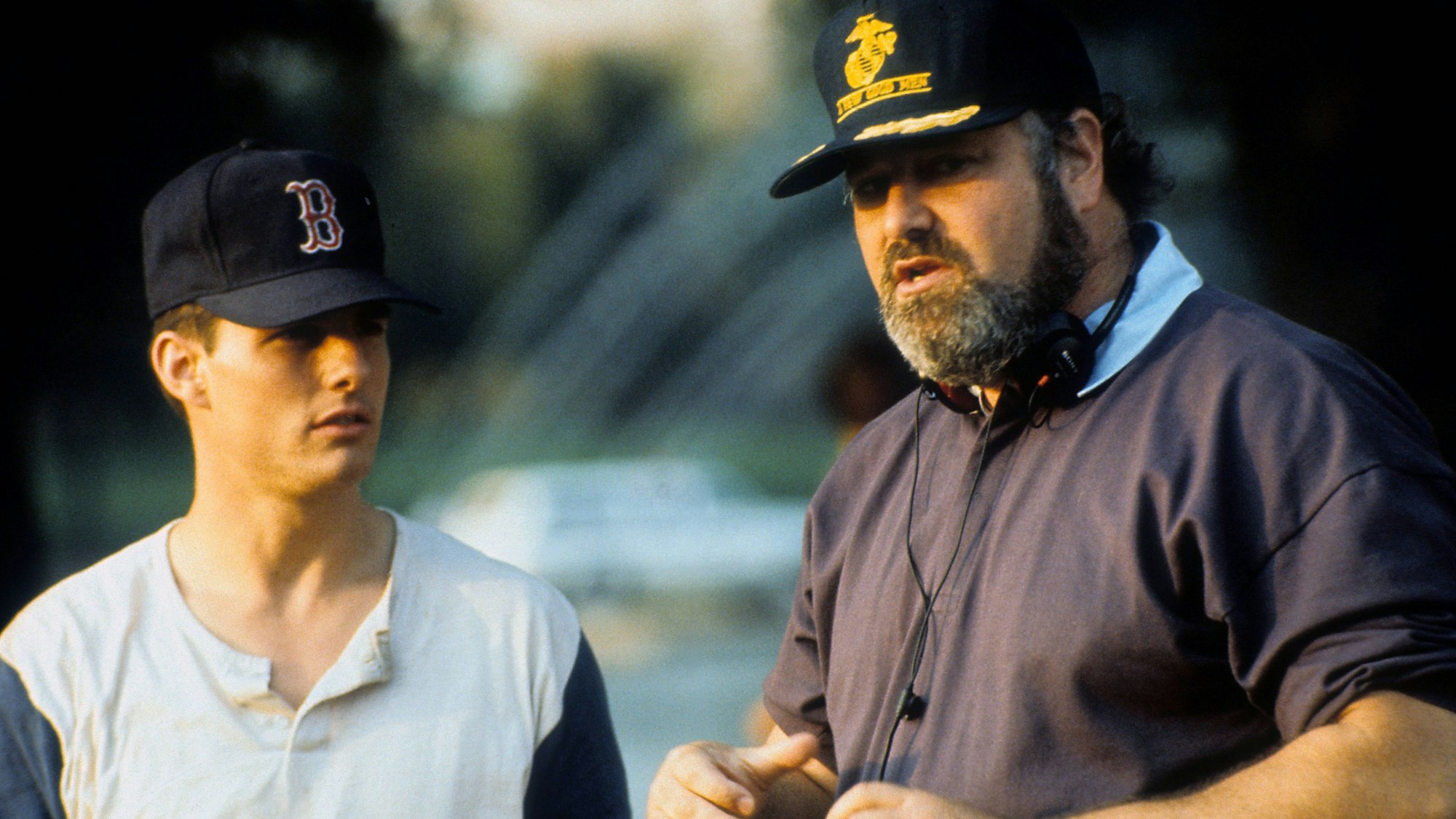 Rob Reiner (r) bei Dreharbeiten mit Tom Cruise (l).