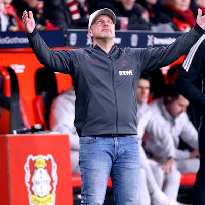 KWASNIOK Lukas Trainer Team 1.FC Koeln DFL Bundesliga Saison 2025-2026 Spiel Bayer 04 Leverkusen - 1.FC Koeln 2 : 0 am 13.12. 2025 in Leverkusen DFL REGULATIONS PROHIBIT ANY USE OF PHOTOGRAPHS as IMAGE SEQUENCES and/or QUASI-VIDEO *** KWASNIOK Lukas Coach Team 1 FC Koeln DFL Bundesliga Season 2025 2026 Match Bayer 04 Leverkusen 1 FC Koeln 2 0 on 13 12 2025 in Leverkusen DFL REGULATIONS PROHIBIT ANY USE OF PHOTOGRAPHS as IMAGE SEQUENCES and or QUASI VIDEO Copyright: xLacixPerenyix