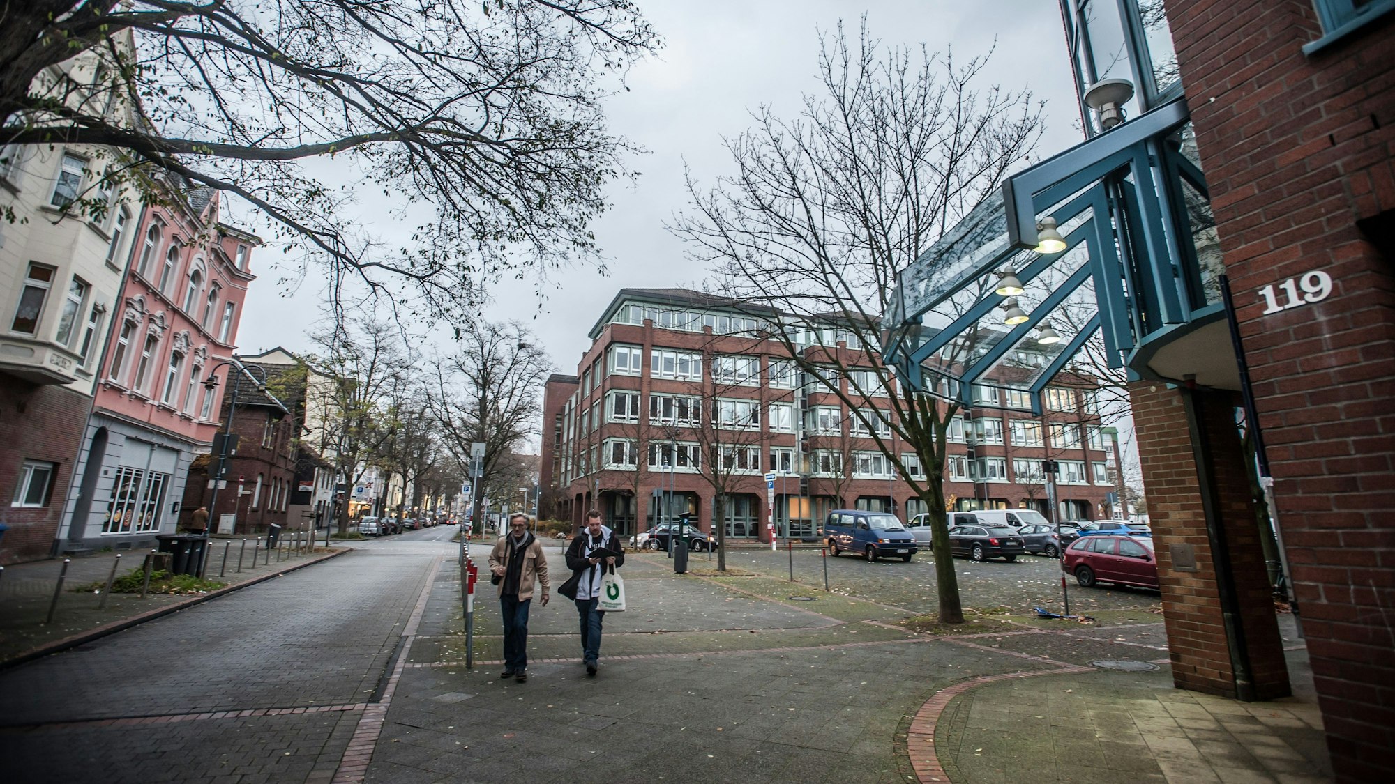 Rund 170 Mitarbeiterinnen und Mitarbeiter der Leverkusener Stadtverwaltung ziehen um. (Archivfoto)