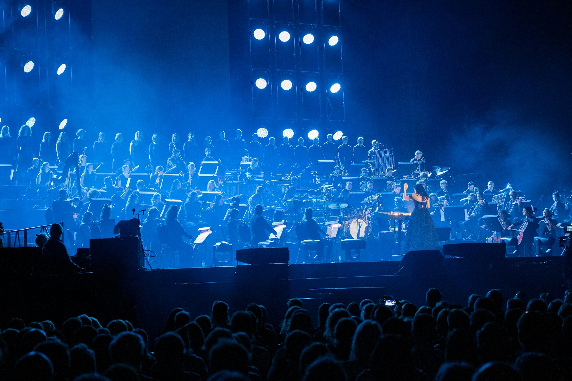 Die Kölner Night of the Proms 2023 mit vielen Musikern auf der Bühne. (Archivbild)