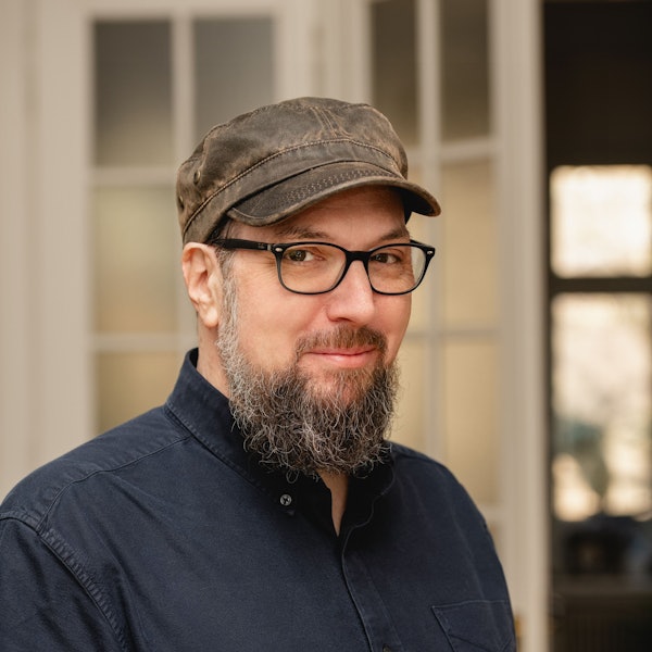 Der Kölner Autor Carsten Henn