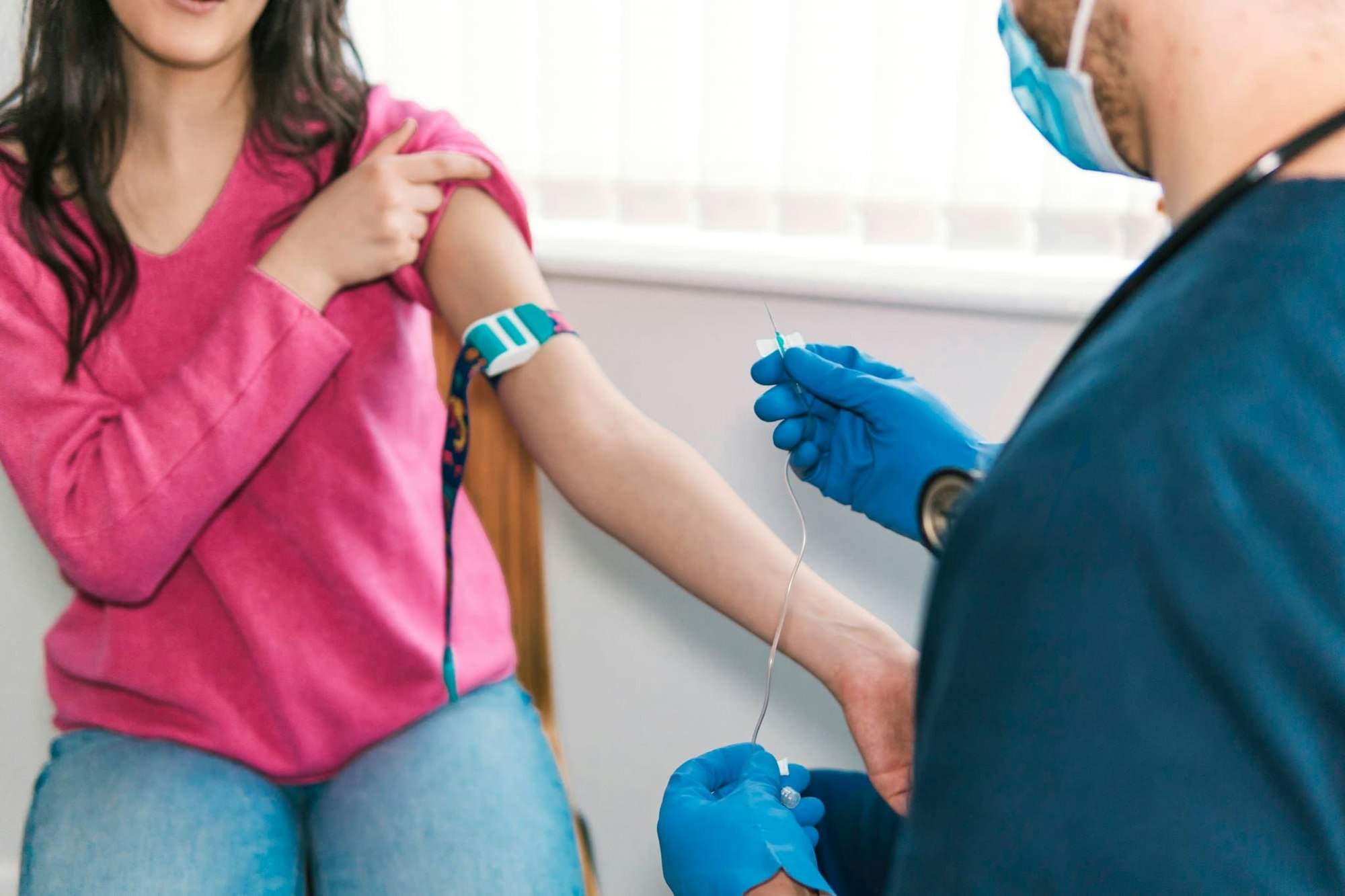 Ein Bluttest kann Aufschluss über einen möglichen Vitaminmangel geben. /Paula Berezo