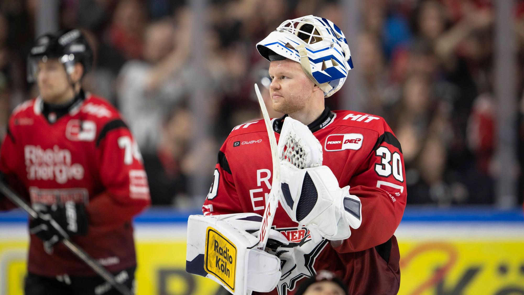 PENNY DEL 1 Kölner Haie - Dresdner Eislöwen Köln, 16.11.2025 Janne Juvonen Kölner Haie, Torwart, 30 PENNY DEL 1 Kölner Haie - Dresdner Eislöwen am 16.11.2025 in der Lanxess Arena in Köln Deutschland. *** PENNY DEL 1 Kölner Haie Dresdner Eislöwen Cologne, 16 11 2025 Janne Juvonen Kölner Haie, Goalkeeper, 30 PENNY DEL 1 Kölner Haie Dresdner Eislöwen on 16 11 2025 at the Lanxess Arena in Cologne Germany Copyright: xBEAUTIFULxSPORTS/AndreasxDickx