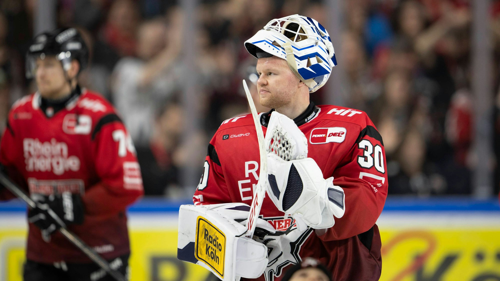 PENNY DEL 1 Kölner Haie - Dresdner Eislöwen Köln, 16.11.2025 Janne Juvonen Kölner Haie, Torwart, 30 PENNY DEL 1 Kölner Haie - Dresdner Eislöwen am 16.11.2025 in der Lanxess Arena in Köln Deutschland. *** PENNY DEL 1 Kölner Haie Dresdner Eislöwen Cologne, 16 11 2025 Janne Juvonen Kölner Haie, Goalkeeper, 30 PENNY DEL 1 Kölner Haie Dresdner Eislöwen on 16 11 2025 at the Lanxess Arena in Cologne Germany Copyright: xBEAUTIFULxSPORTS/AndreasxDickx