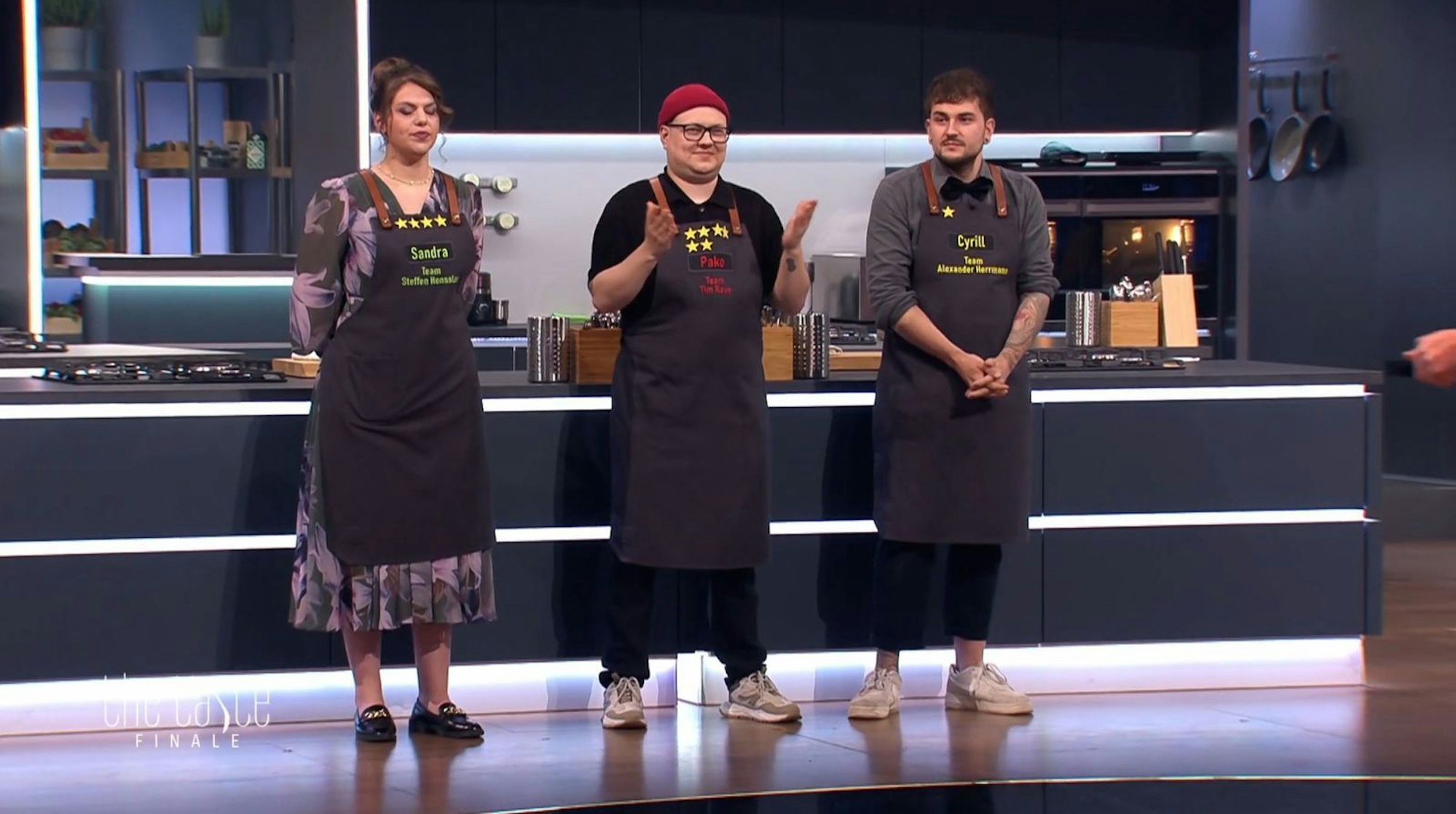 Am Schluss zittert ein Trio: Sandra, Pako und Cyrill. Wer macht das Rennen? (Bild: Joyn/Screenshot)