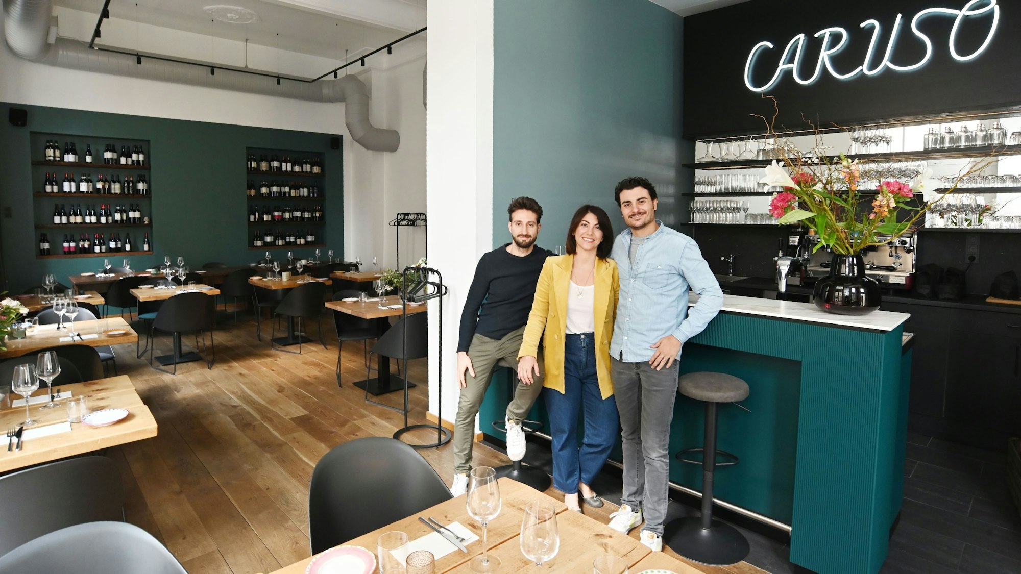 Die Pasta Bar Caruso auf der Kasparstraße in Köln mit Emanuele Barbaro, Anna Siena, Marcello Caruso (Archivbild)