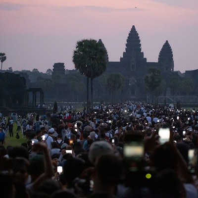 Die Tempelanlagen von Angkor Wat im Sonnenaufgang: Normalerweise strömen die Touristen aus aller Welt scharenweise zum Weltkulturerbe.