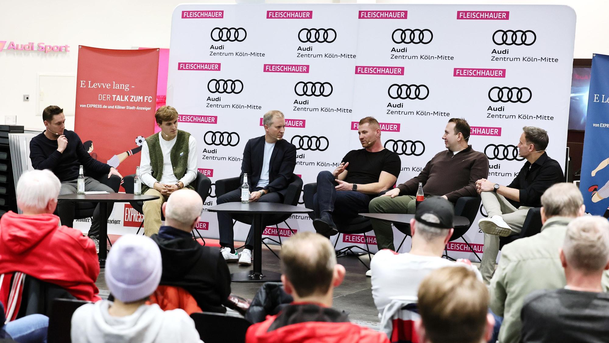 Podiumsdiskussion 'E Levve lang – der Talk zum FC' mit Timo Hübers, Lukas Sinkiewicz und weiteren Gästen.