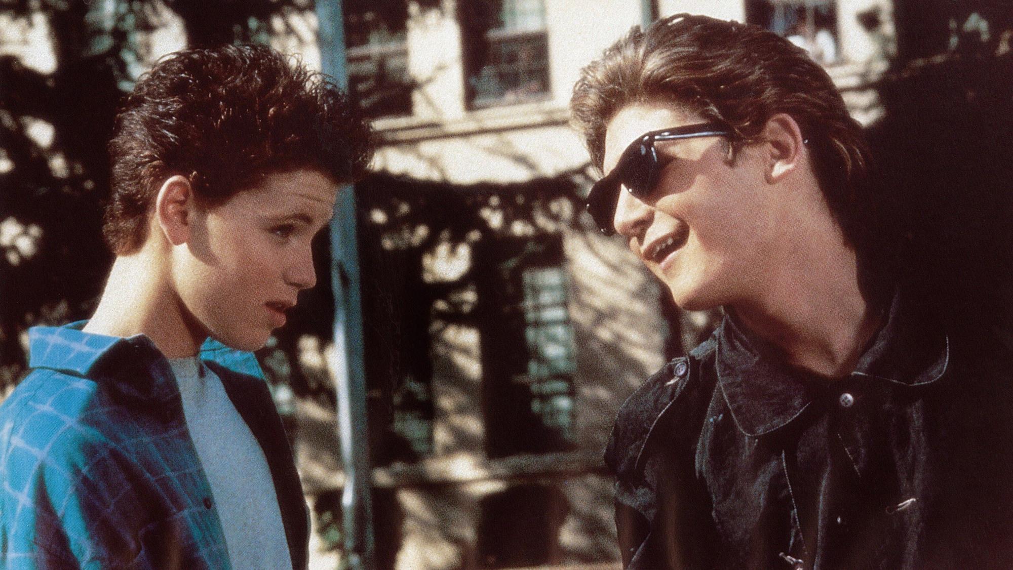 Corey Haim und Corey Feldman in einer Szene aus „Daddy’s Cadillac“.