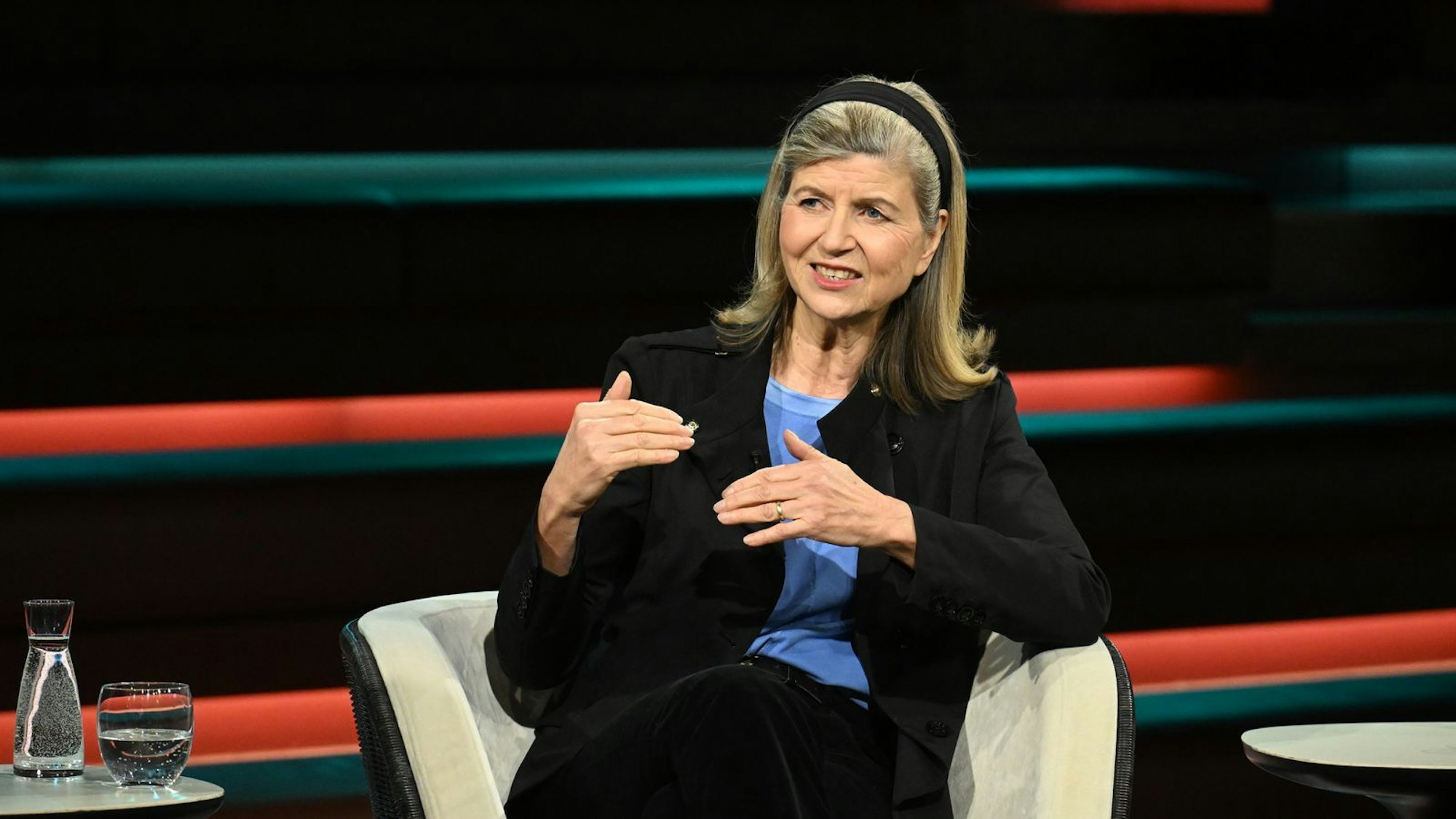 Journalistin Dorothea Siems schlägt Alarm, als es bei „Markus Lanz“ um das Rentenpaket der Bundesregierung geht. (Bild: ZDF / Markus Hertrich)