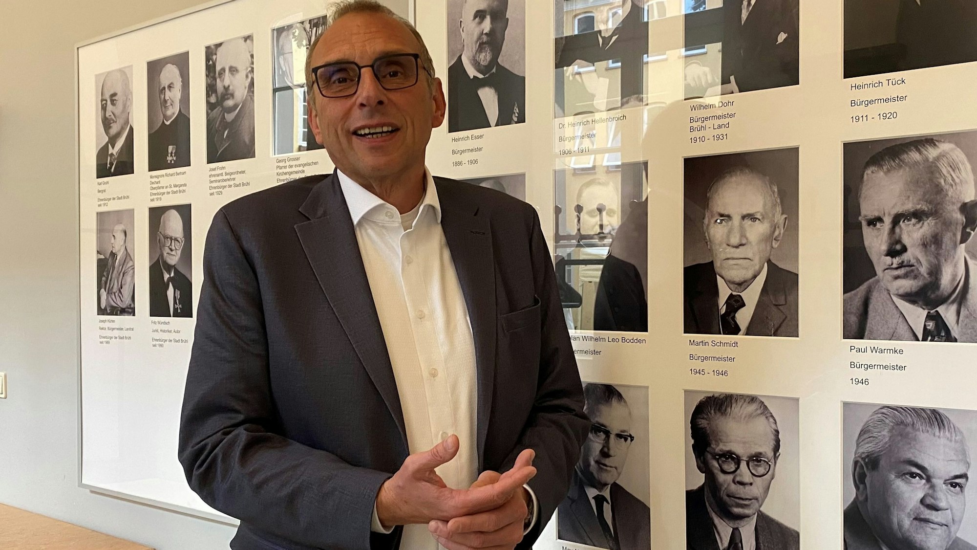 Zu sehen ist Bernhard Schumacher.