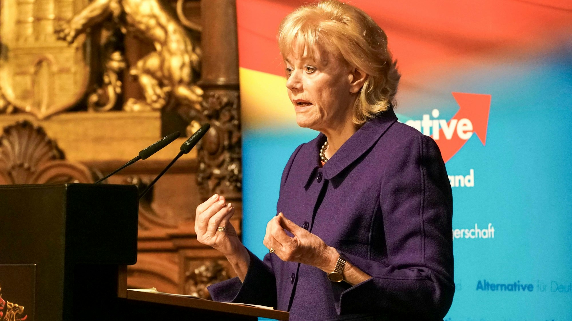 Erika Steinbach, Vorsitzende der Desiderius-Erasmus-Stiftung, hält einen Vortrag bei einer AfD-Veranstaltung im Hamburger Rathaus.