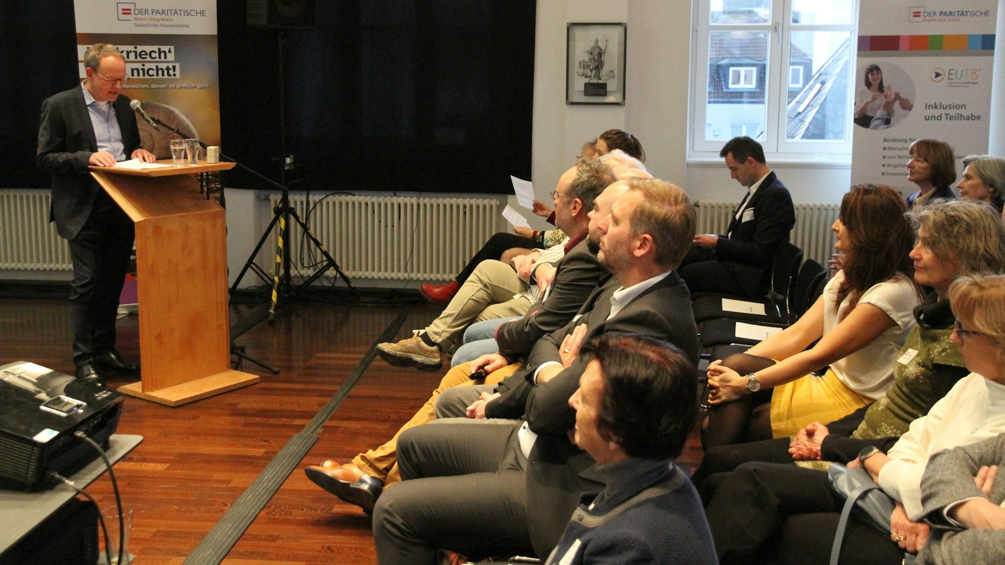 60 Jahre Paritätischer, Feier im Stadtmuseum Siegburg, Kreisgruppengeschäftsführer Sebastian Jacobs