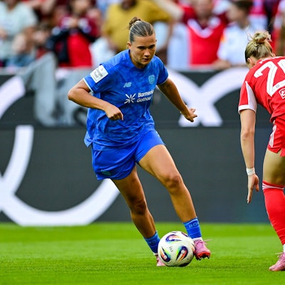 Spielszene aus dem Frauenfußball