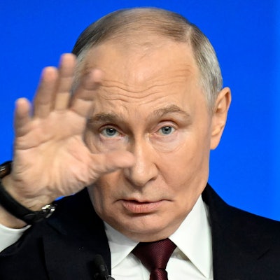 Kremlchef Wladimir Putin bei seiner jährlichen Pressekonferenz zum Jahresende am Freitag (19. Dezember) in Moskau.