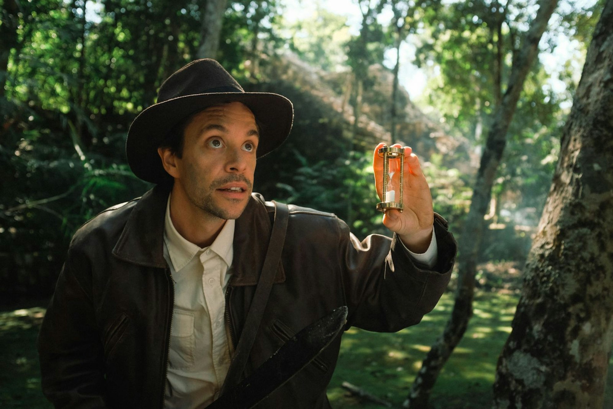 Indiana Jones? Nein, „Checker Tobi“! Tobias Krell sucht in seinem dritten Kinofilm „Checker Tobi 3 - Die heimliche Herrscherin der Erde“ auch im mexikanischen Dschungel nach Antworten. (Bild: megaherz gmbh)