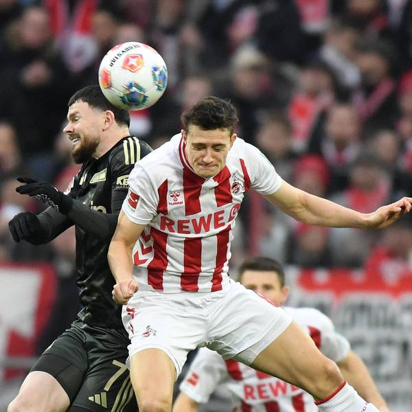 Oliver Burke im Duell mit FC-Verteidiger Eric Martel