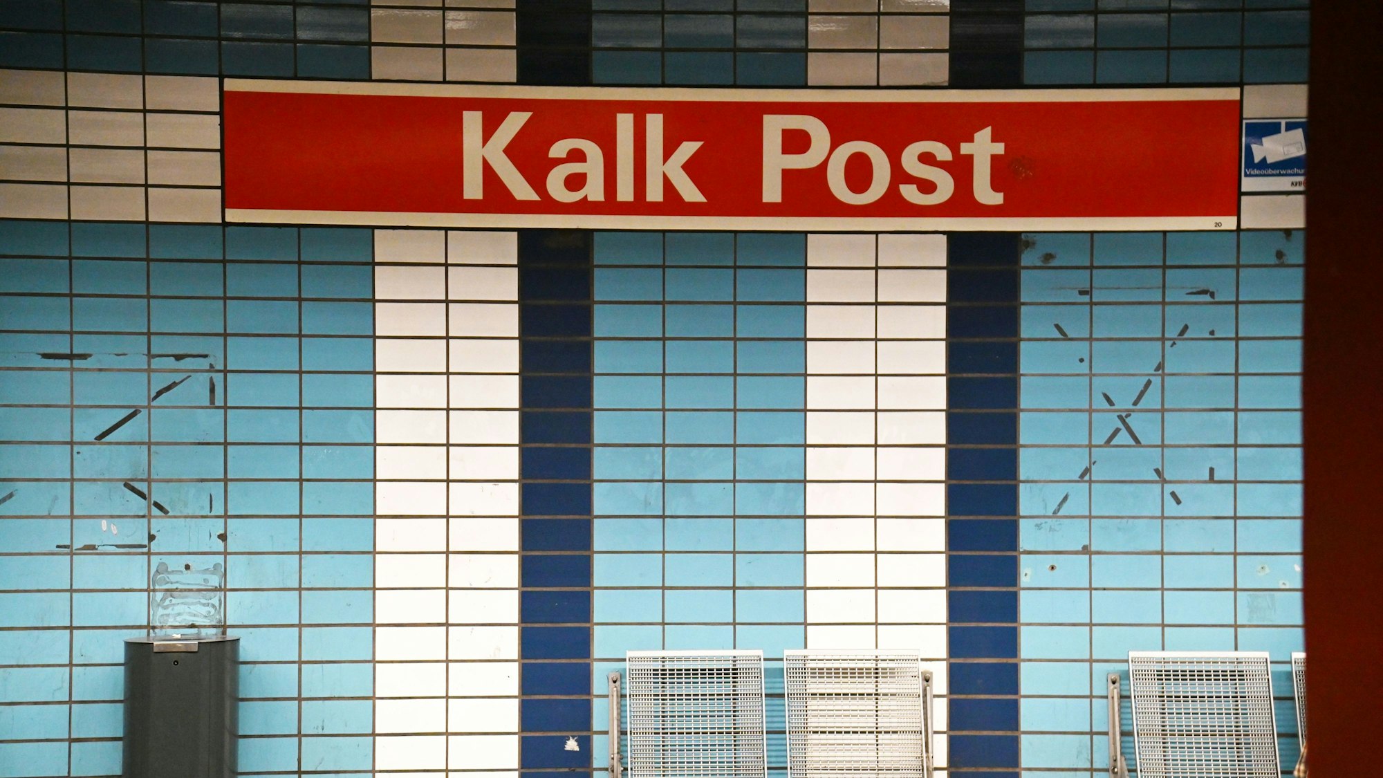 Das Bild zeigt den U-Bahnhof Kalk Post Foto: Alexander Schwaiger