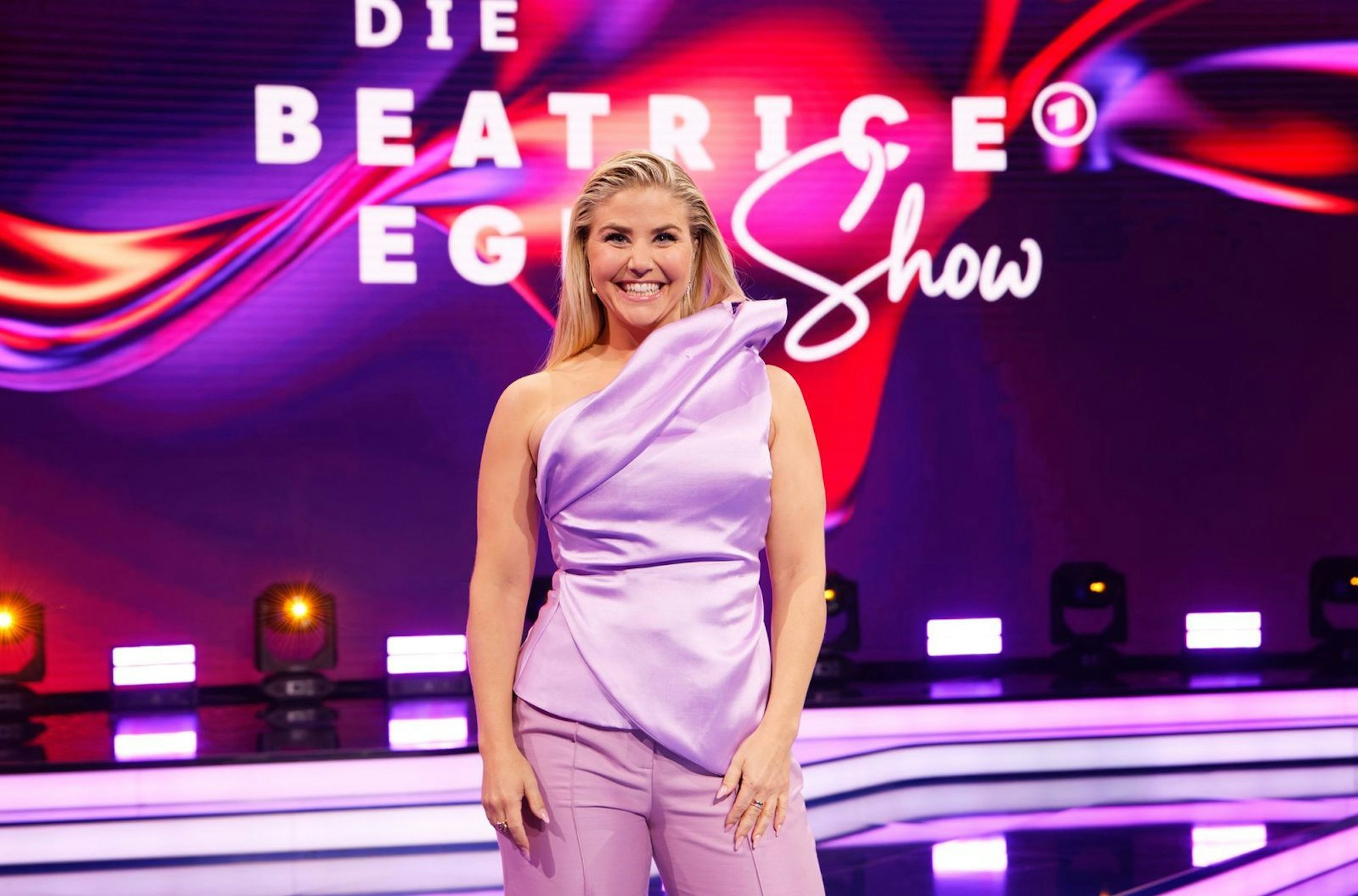 Strahlende Gastegeberin: Beatrice Egli. (Bild: SWR / Manfred H. Vogel)
