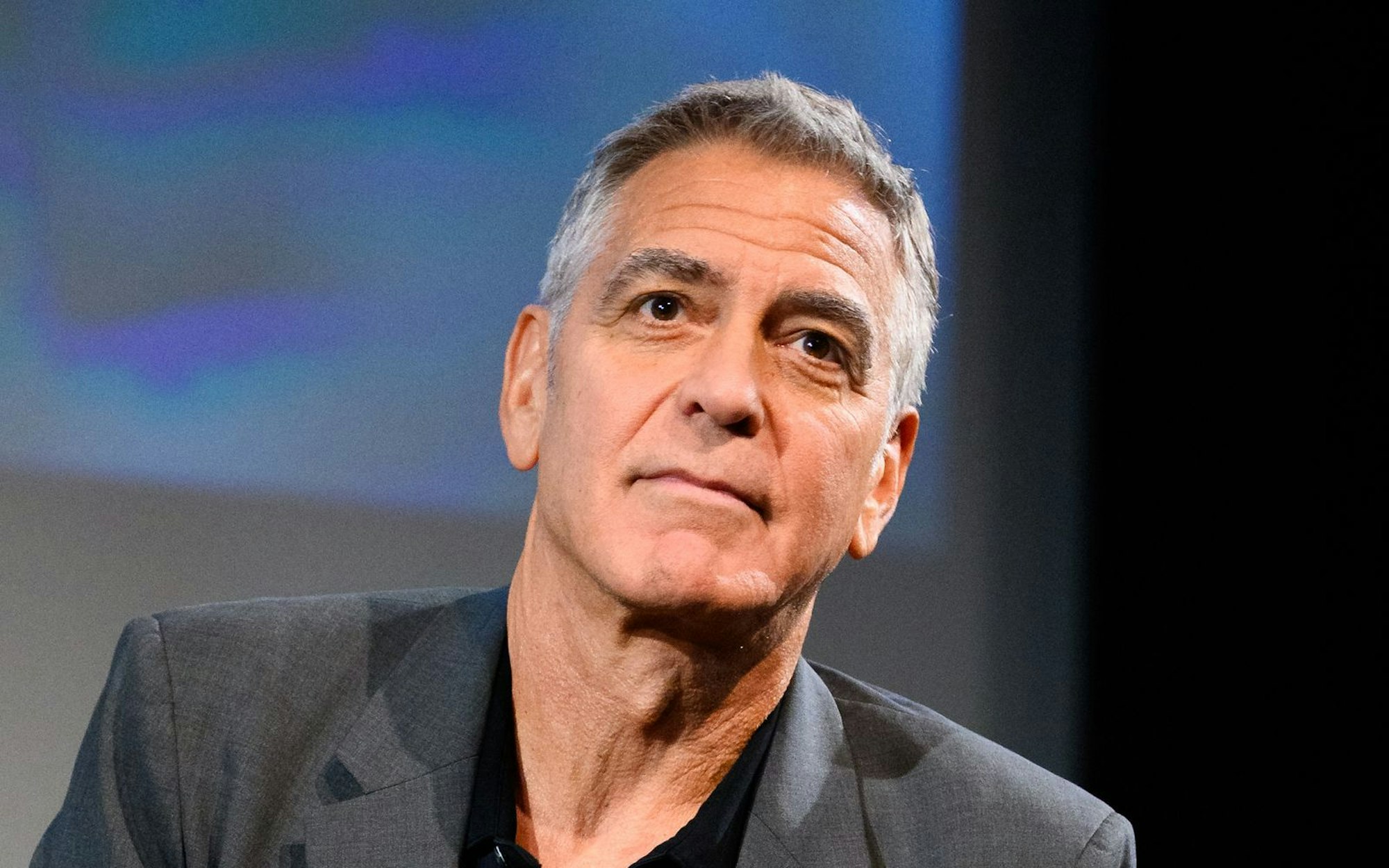 Schauspieler George Clooney trauert um seine Schwester. (Bild: 2025 Getty Images/Joe Maher)
