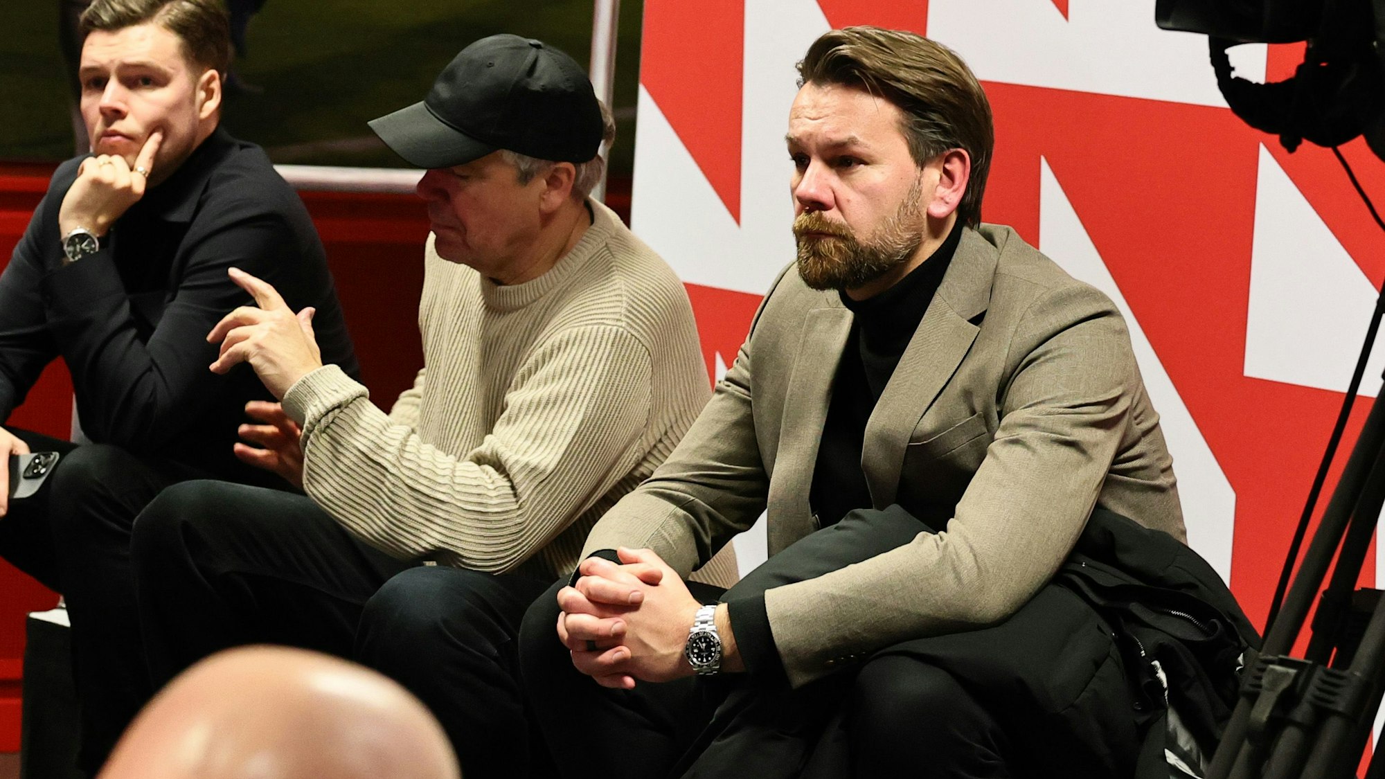 Thomas Kessler war nach dem 0:1 gegen Union Berlin zerknirscht, der Kölner Sportchef hat in den kommenden Wochen viele Gespräche zu führen.