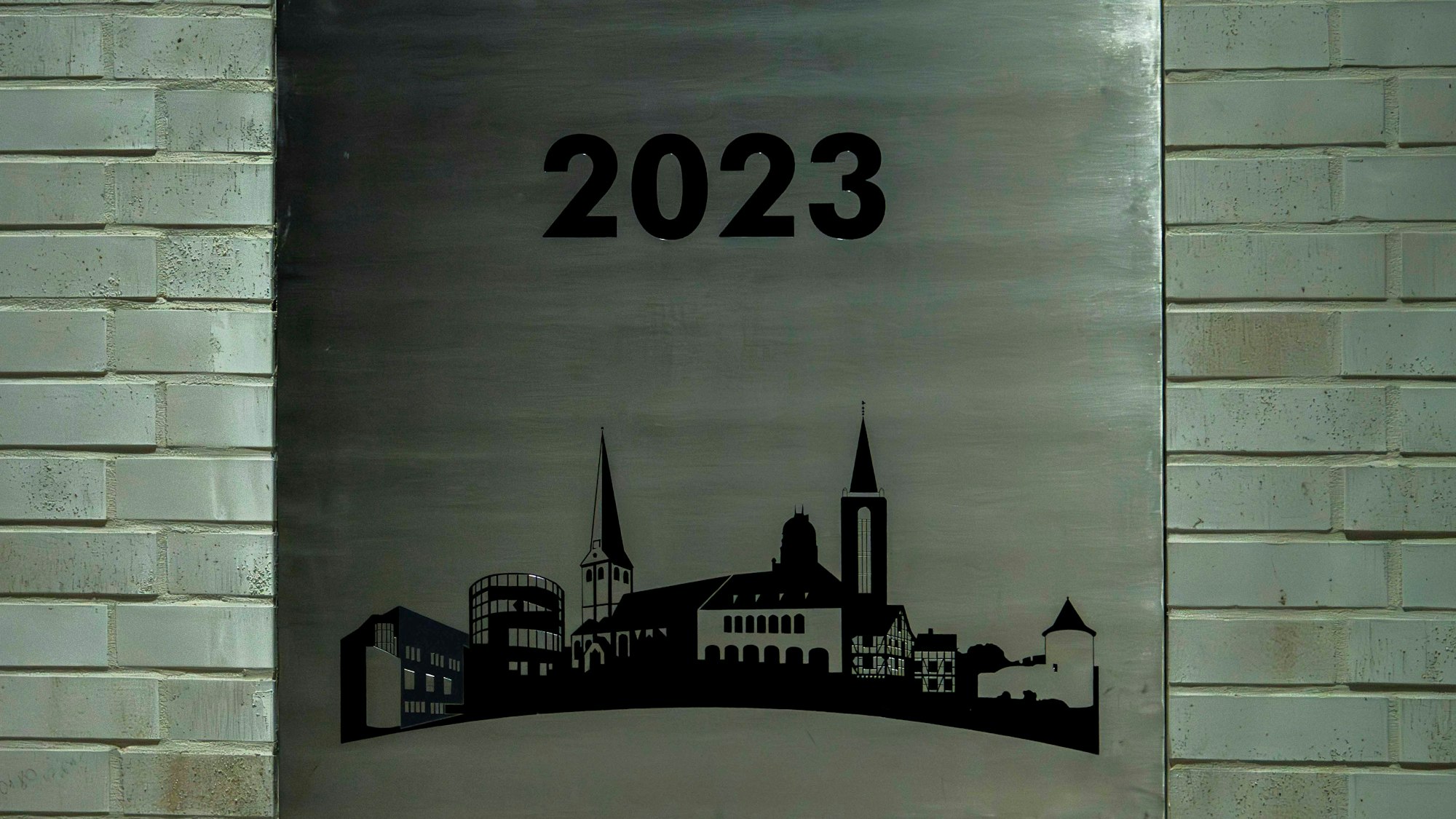 Das Bild zeigt die Platte mit den Kirchen von Euskirchen.