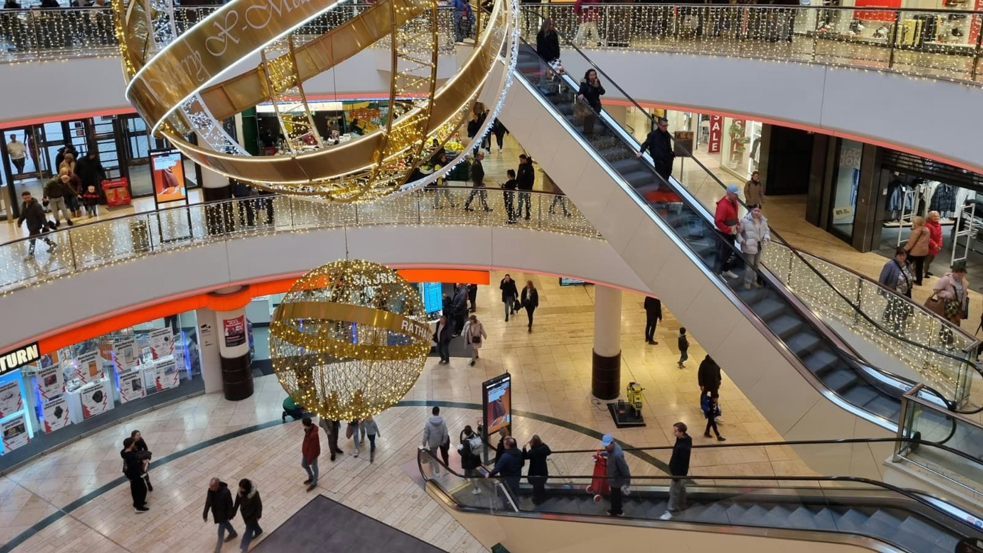 Die Rathaus-Galerie in Wiesdorf.