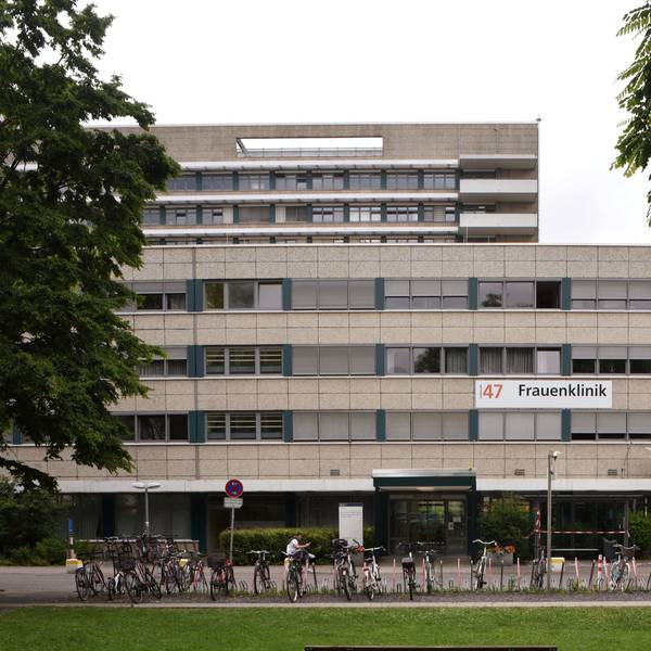 21.06.2021, Köln: Frauenklinik der Uniklinik Köln.