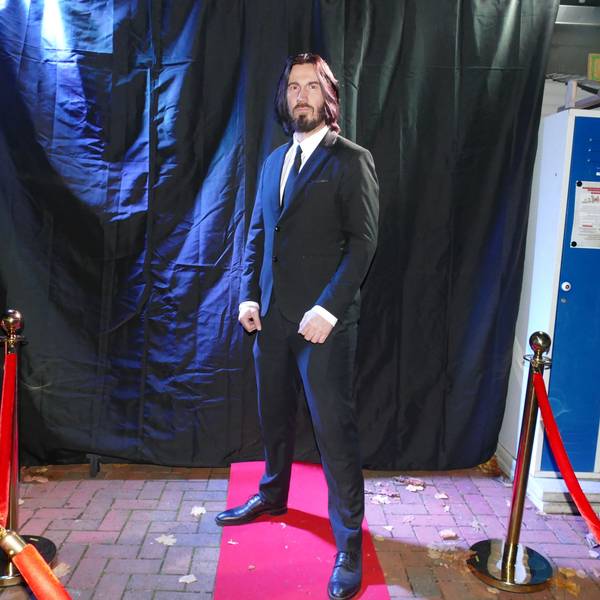 Den eiskalten Blick beherrscht Andreas Kallies in seiner Rolle als John Wick ziemlich gut.