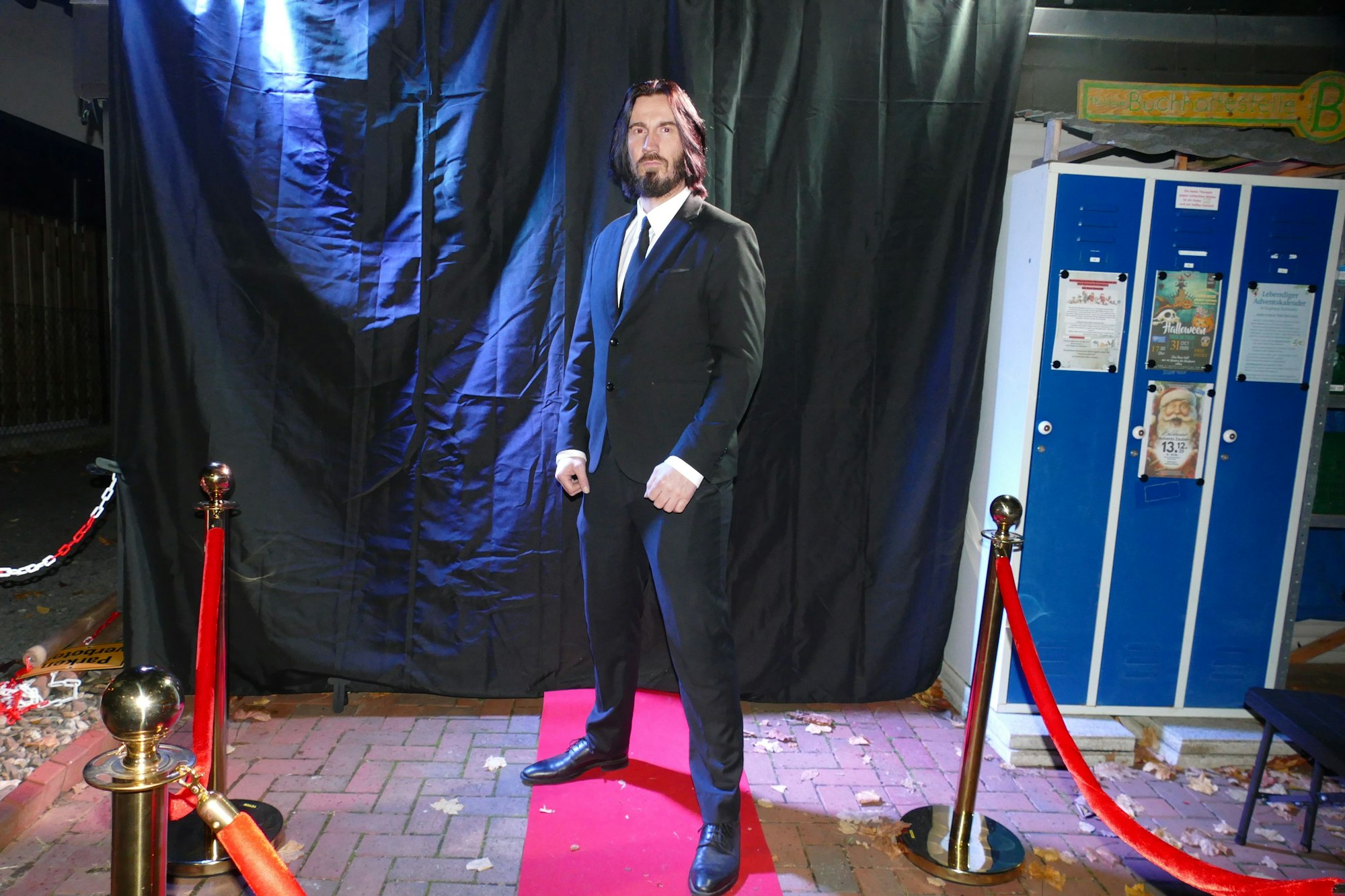 Den eiskalten Blick beherrscht Andreas Kallies in seiner Rolle als John Wick ziemlich gut.