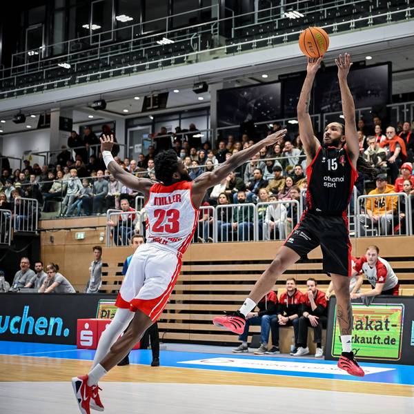 Barmer 2. Basketball Bundesliga ProA: Rheinstars Köln vs. Bayer Giants Leverkusen, 27.12.2025 Donte Nicholas Bayer Giants Leverkusen 15, Barmer 2. Basketball Bundesliga ProA: Rheinstars Köln vs. Bayer Giants Leverkusen am 27.12.2025 in der Castello Düsseldorf in Düsseldorf Nordrhein-Westfalen *** Barmer 2 Basketball Bundesliga ProA Rheinstars Köln vs Bayer Giants Leverkusen, 27 12 2025 Donte Nicholas Bayer Giants Leverkusen 15 , Barmer 2 Basketball Bundesliga ProA Rheinstars Köln vs Bayer Giants Leverkusen on 27 12 2025 at the Castello Düsseldorf in Düsseldorf Nordrhein Westfalen Copyright: xBEAUTIFULxSPORTS/Mueller-Laschetx