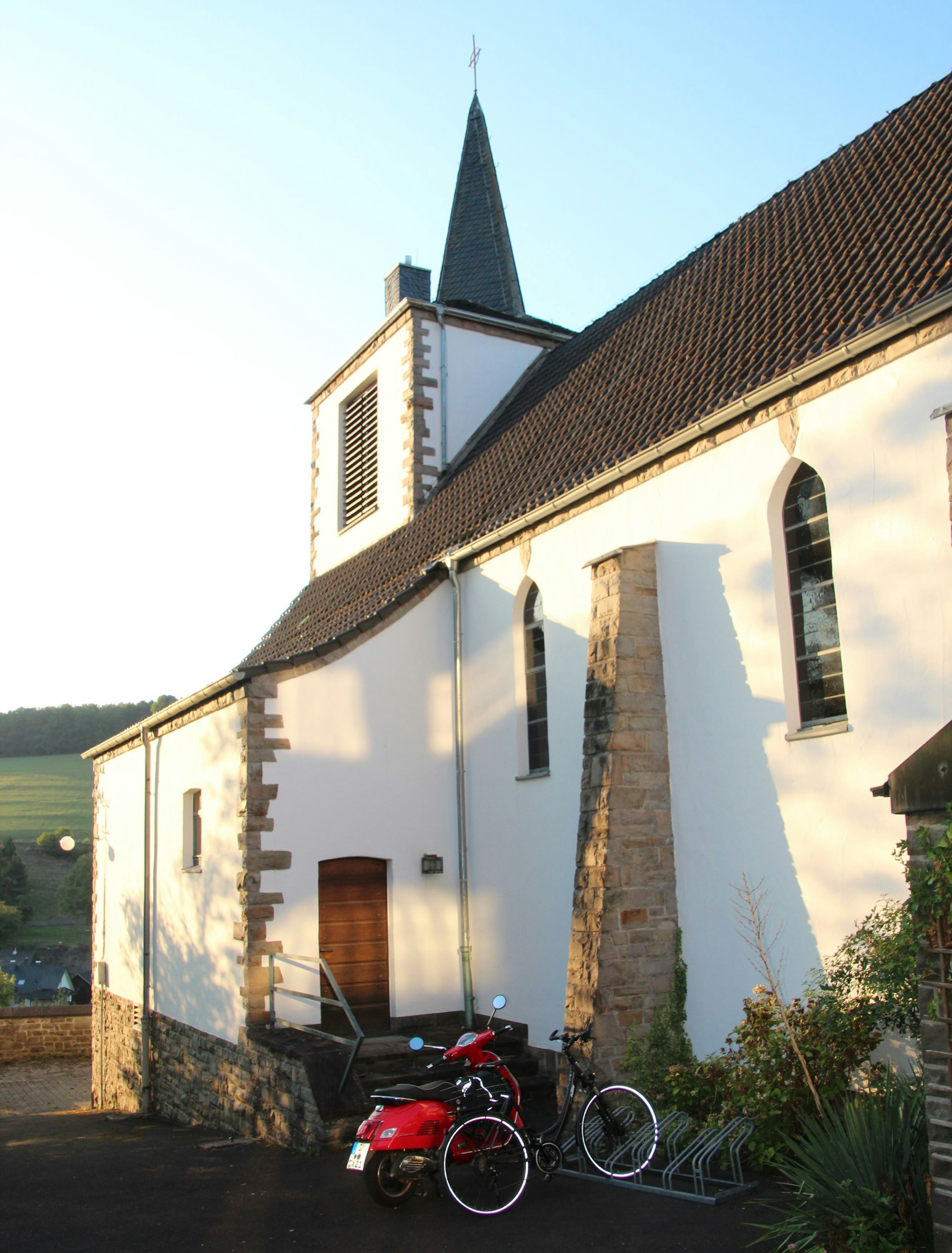 Die Kirche St. Mariä Namen in Engelskirchen-Osberghausen ist seit 2018 als Culturkirche Oberberg bekannt.