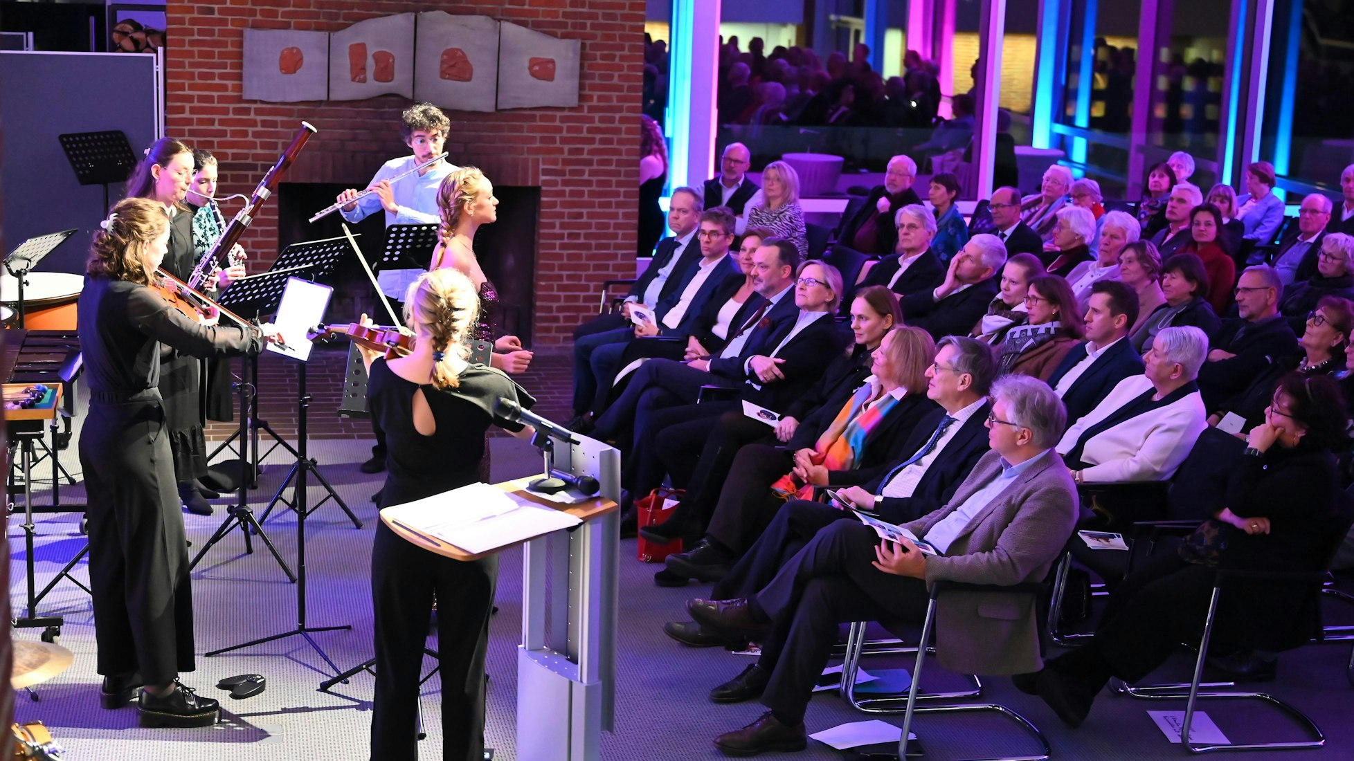 Im Frühjahr zeichnet sich die Schließung der Heuss-Akademie in Gummersbach ab. Am 19. November wird Abschied gefeiert.