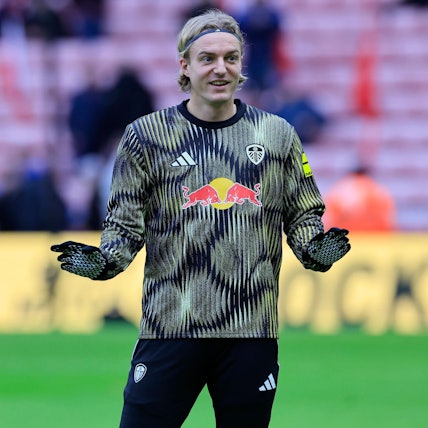 Sunderland v Leeds United Premier League Sebastiaan Bornauw of Leeds United warms up during the Premier League match at the Stadium of Light, Sunderland 28/12/2025 UK Newspapers OUT Copyright: xFredxPalmerx FIL-22706-0044