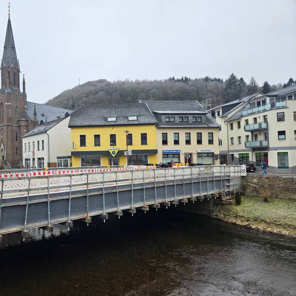 Die Olefbrücke in der Dreiborner Straße ist derzeit eine Baustelle.