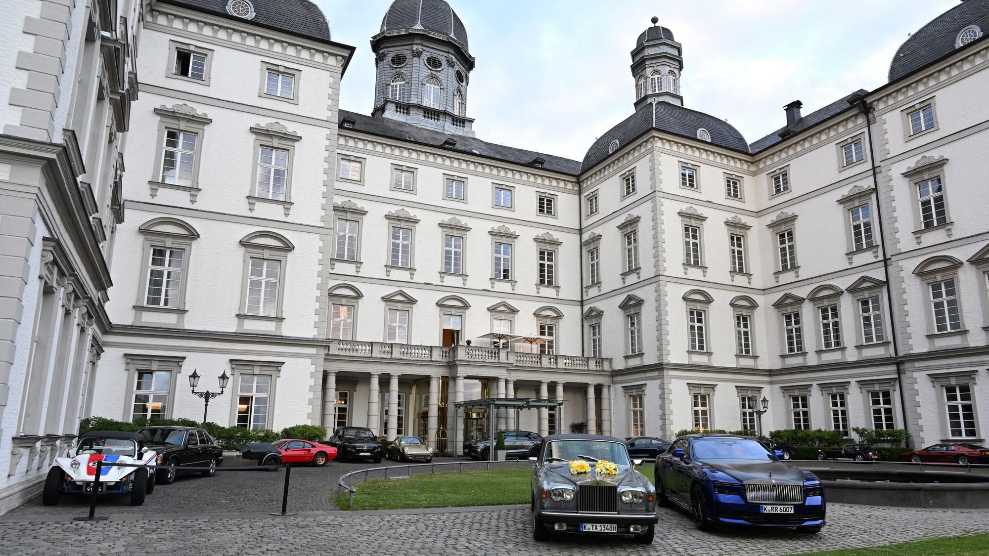 Das Althoff Grandhotel Schloss Bensberg ist zu sehen.