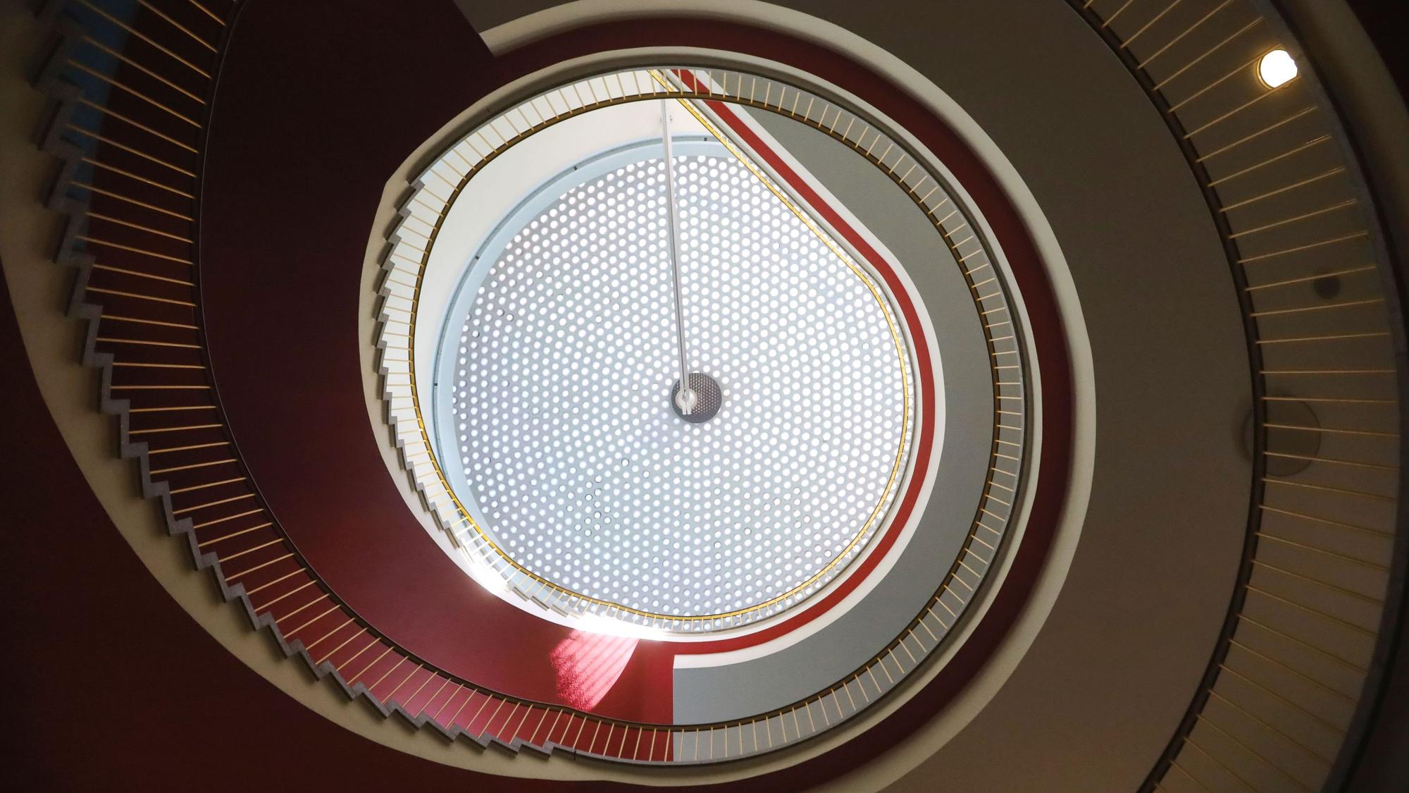 Das Treppenhaus im Agrippabad - gibt es ein schöneres in Köln?