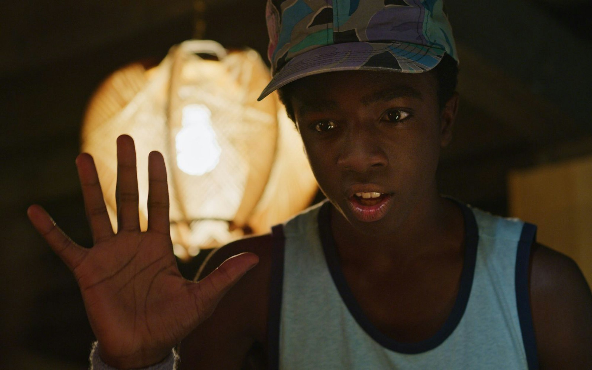 Caleb McLaughlin spielte schon mit Stars wie Idris Elba und Benedict Cumberbatch und hat sich auch einen Namen als Synchronsprecher gemacht. (Bild: Netflix)