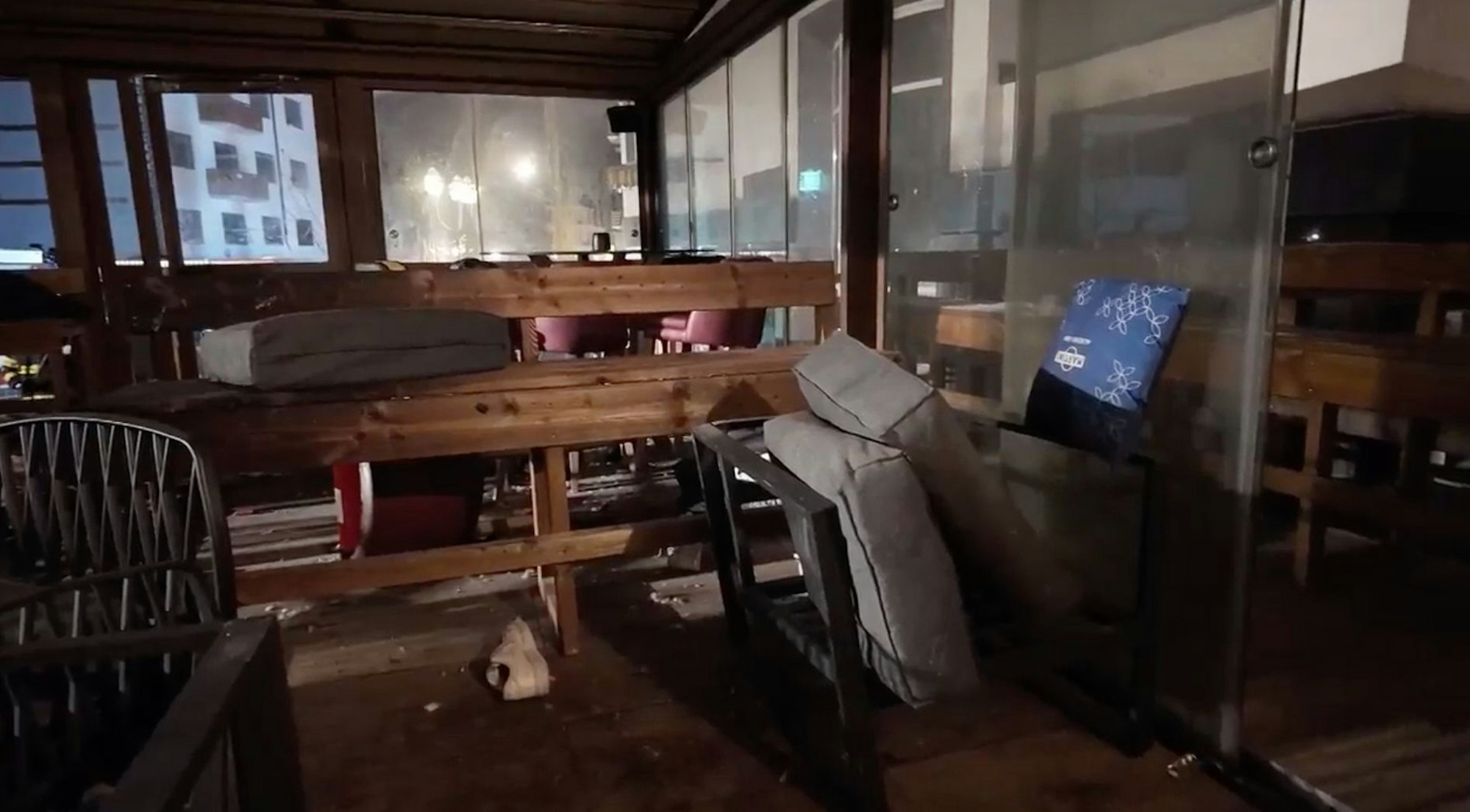 Crans Montana: Das Innere der Bar und Lounge Le Constellation, wo nach einer Explosion in den frühen Morgenstunden der Silvesternacht ein Feuer ausgebrochen ist.