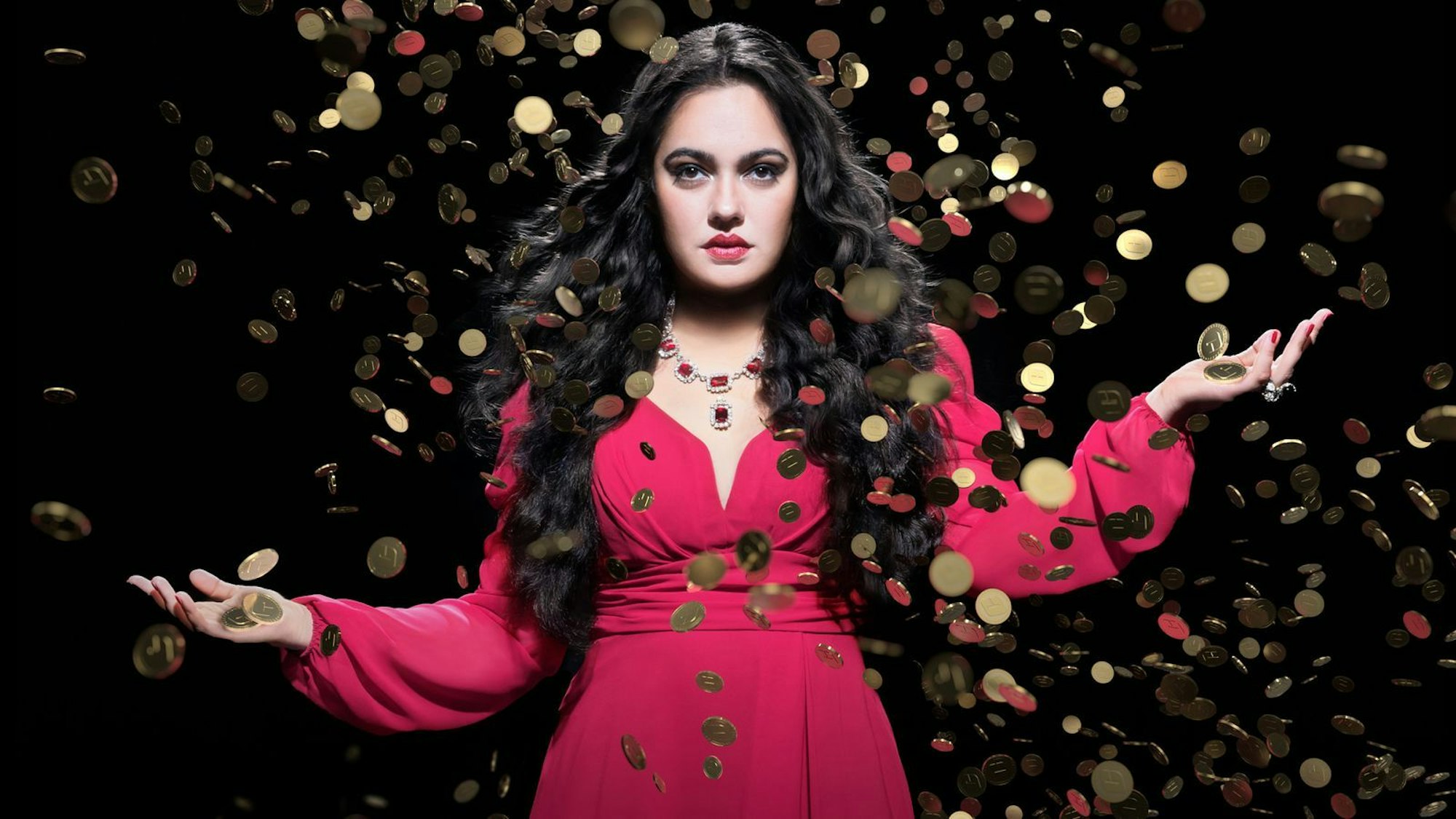 Ruja Ignatova (Nilam Farooq) steht im Mittelpunkt des Milliardenbetrugs um die Krypto-Schmiede OneCoin. Das ZDF verfilmte den True Crime-Fall als sechsteilige Serie, die ab 6. Januar in der Mediathek zu sehen ist - ehe sie ab Sonntag, 11. Januar, auch bei ZDFneo in Doppelfolgen läuft. (Bild: ZDF und Mathias Bothor/Nicolas Lekai (CGI)/Serviceplan)