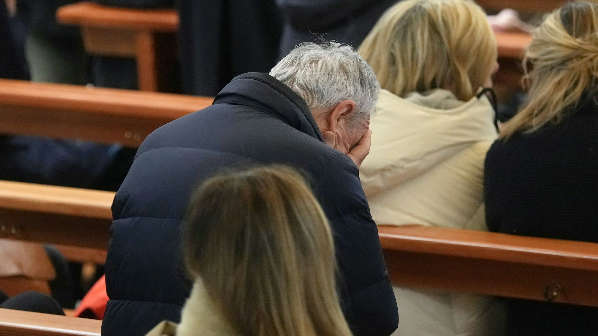 Anwohner von Crans-Montana sind fassunglos.