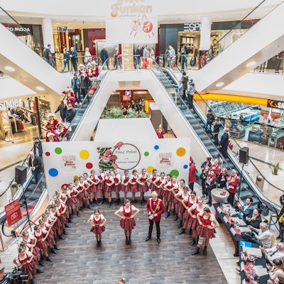 pänz pokal ECE Rathaus galerie rote funken