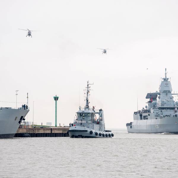 Das Bild zeigt die deutsche Fregatte „Hamburg“ (F 220) (Symbolbild) Foto: Hauke-Christian Dittrich/dpa
