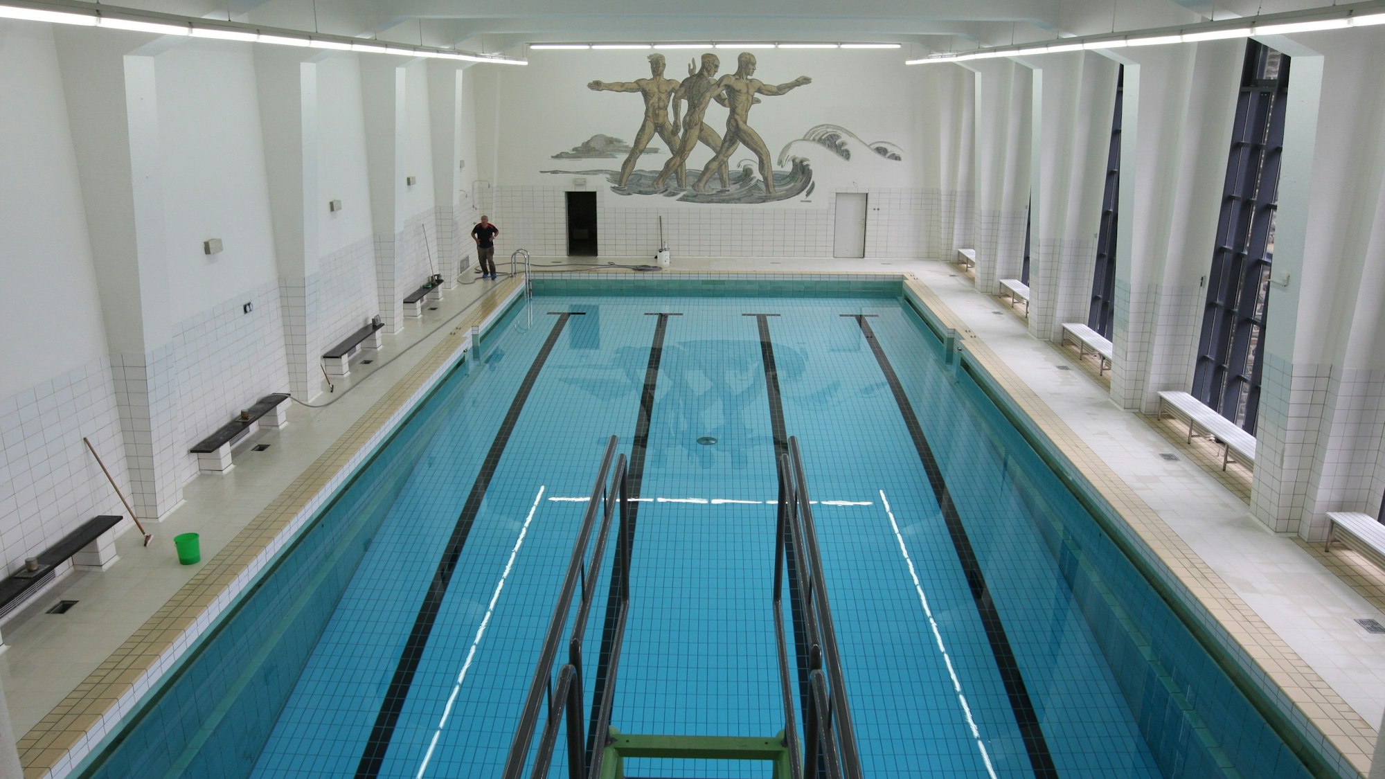 Das Schwimmbad in Vogelsang.