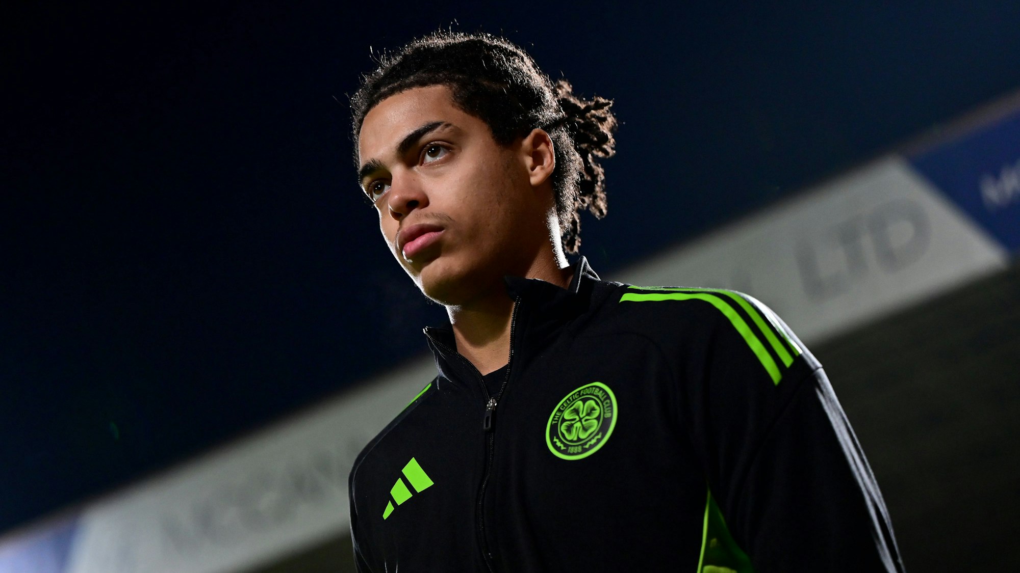 Jahmai Simpson-Pusey steht unmittelbar vor dem Wechsel zum 1. FC Köln. Zuletzt war der Verteidiger von Manchester City an Celtic Glasgow ausgeliehen.