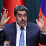Venezuelas Präsident Nicolás Maduro (Archivbild): Laut US-Präsident Donald Trump wurde Maduro gefangen genommen.