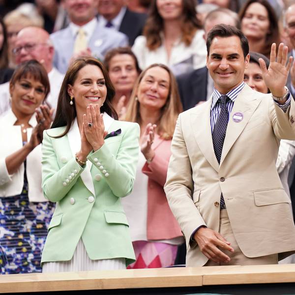 Prinzessin Kate, Roger Federer, ehemaliger Tennisprofi aus der Schweiz, und seine Frau Mirka Federer stehen in der königlichen Loge.