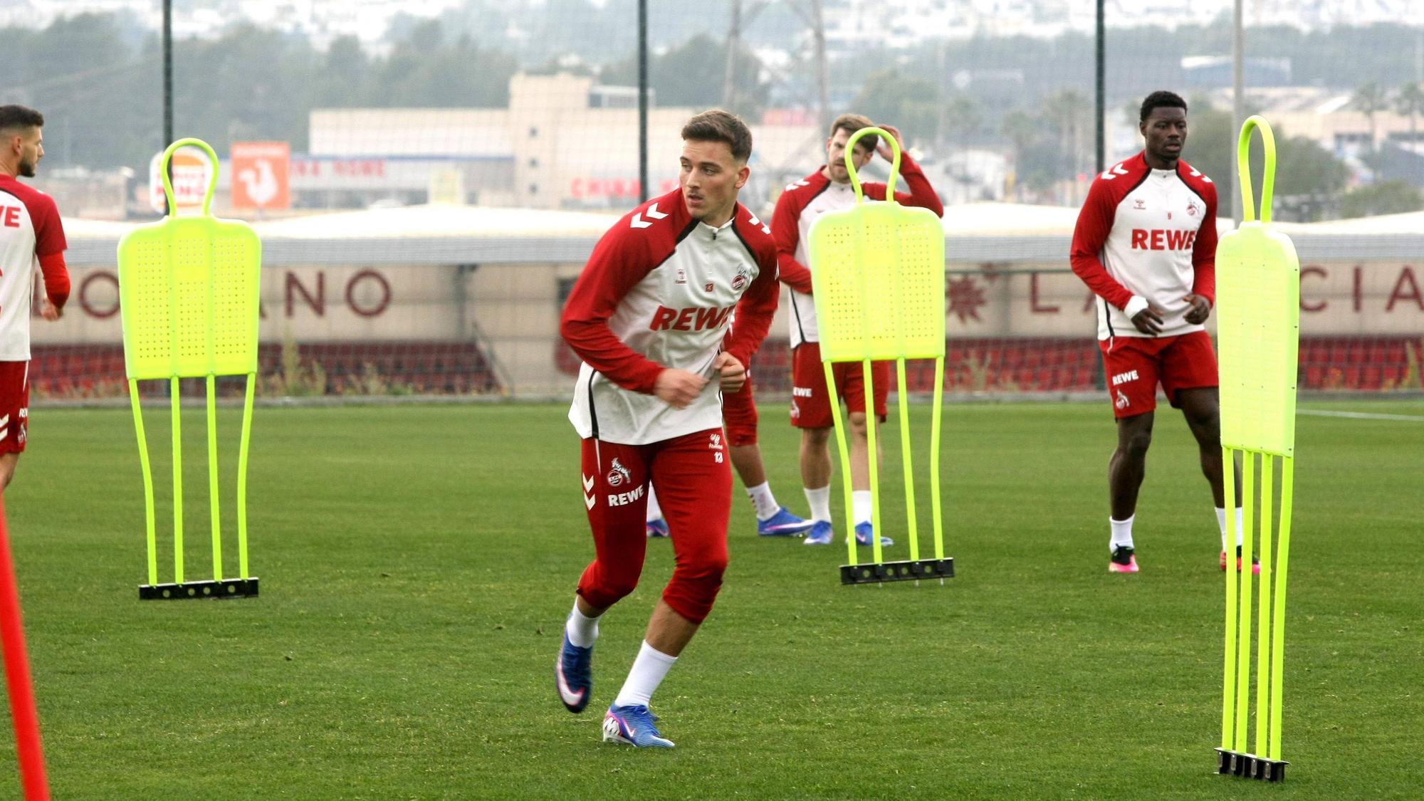 1. FC Köln, Trainingslager in Spanien, La Nucia, 1. Trainingseinheit, 02.01.2026, 1. FC Köln, Bild: *** Local Caption *** Ausschließlich redaktionelle Nutzung Editorial use only *** Sport 1 FC Köln, Training camp in Spain, La Nucia, 1 training session, 02 01 2026, 1 FC Köln , Image Local Caption Editorial use only
